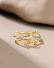 Load image into Gallery viewer, CROWN OF THORNS RING