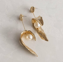Load image into Gallery viewer, NEW LEAF STATEMENT EARRINGS
